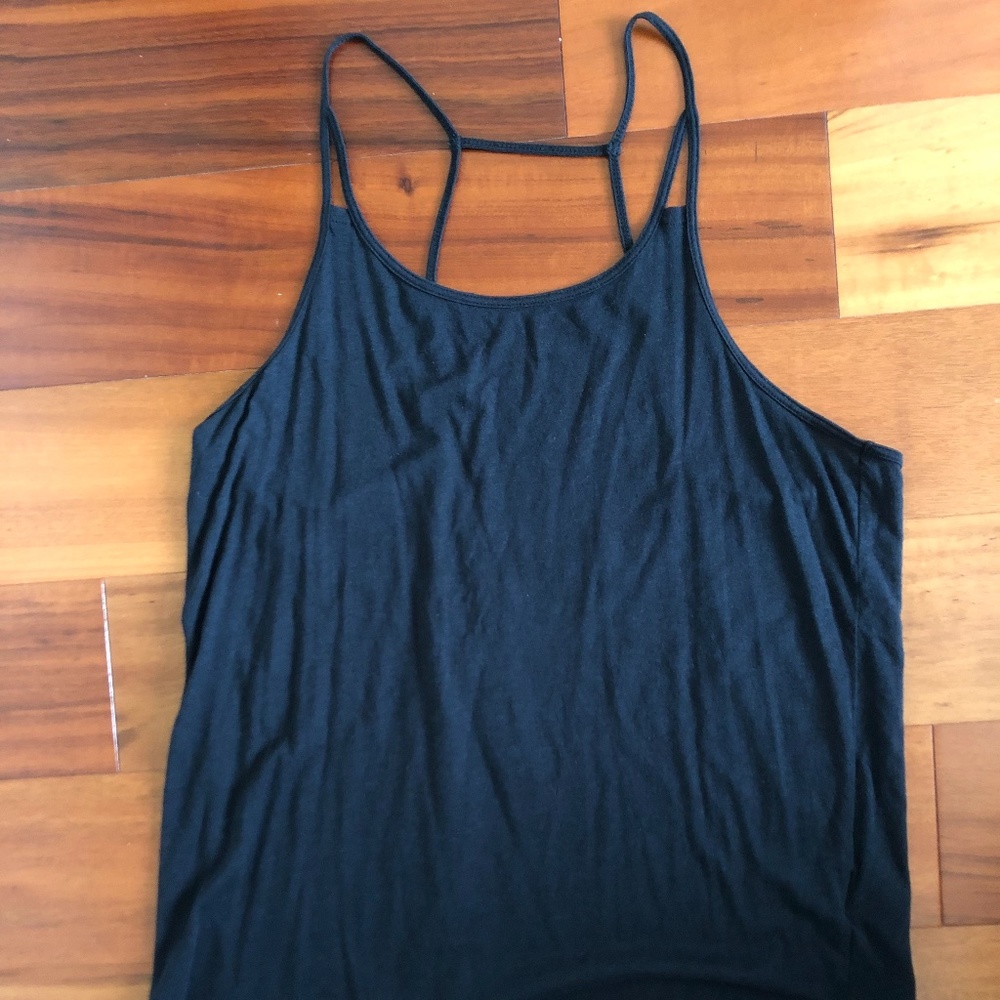 Beyond Yoga black tank